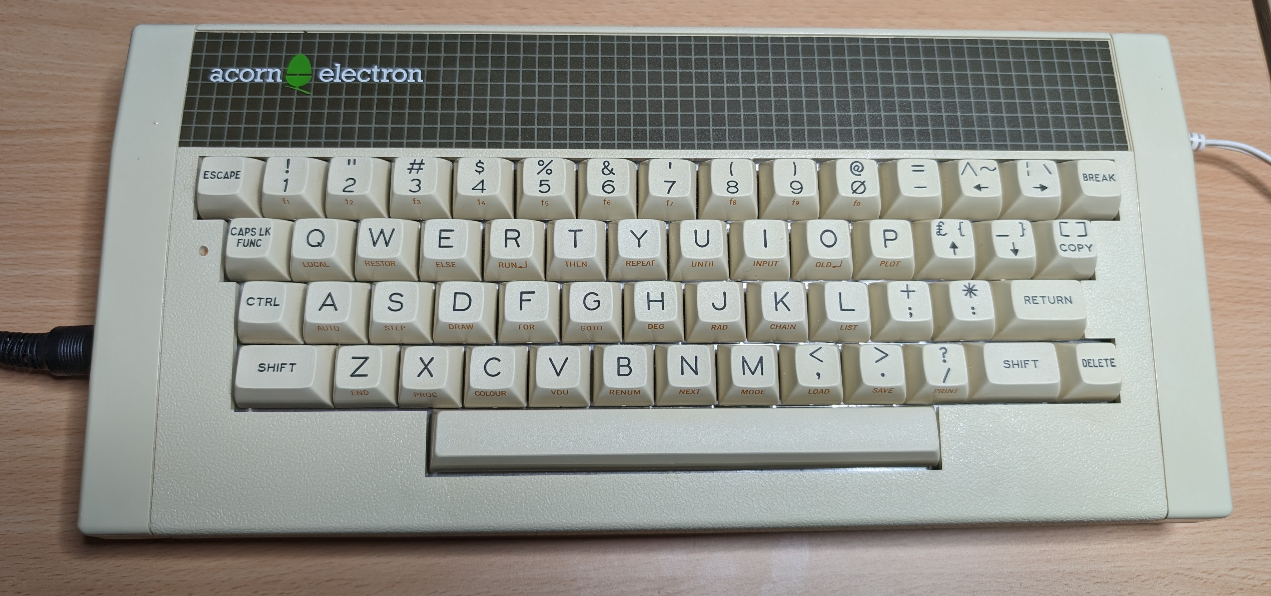 Acorn Electron: Retro Restoration