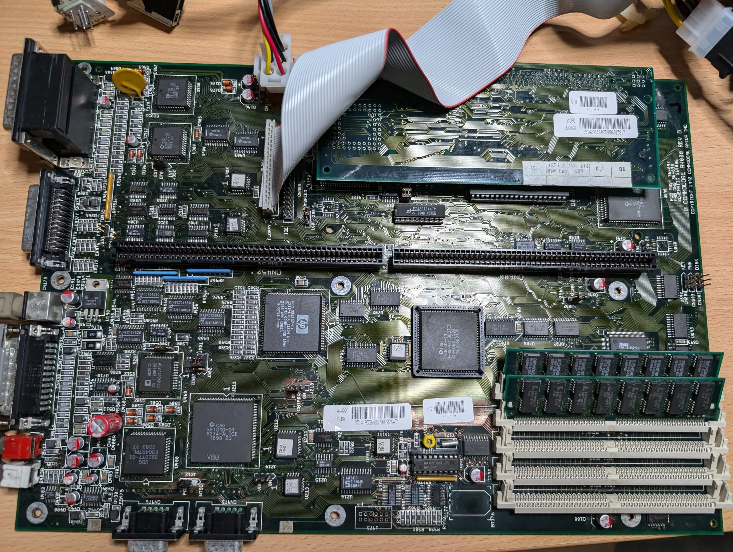 Two special Amiga 4000s: Repairing Jools