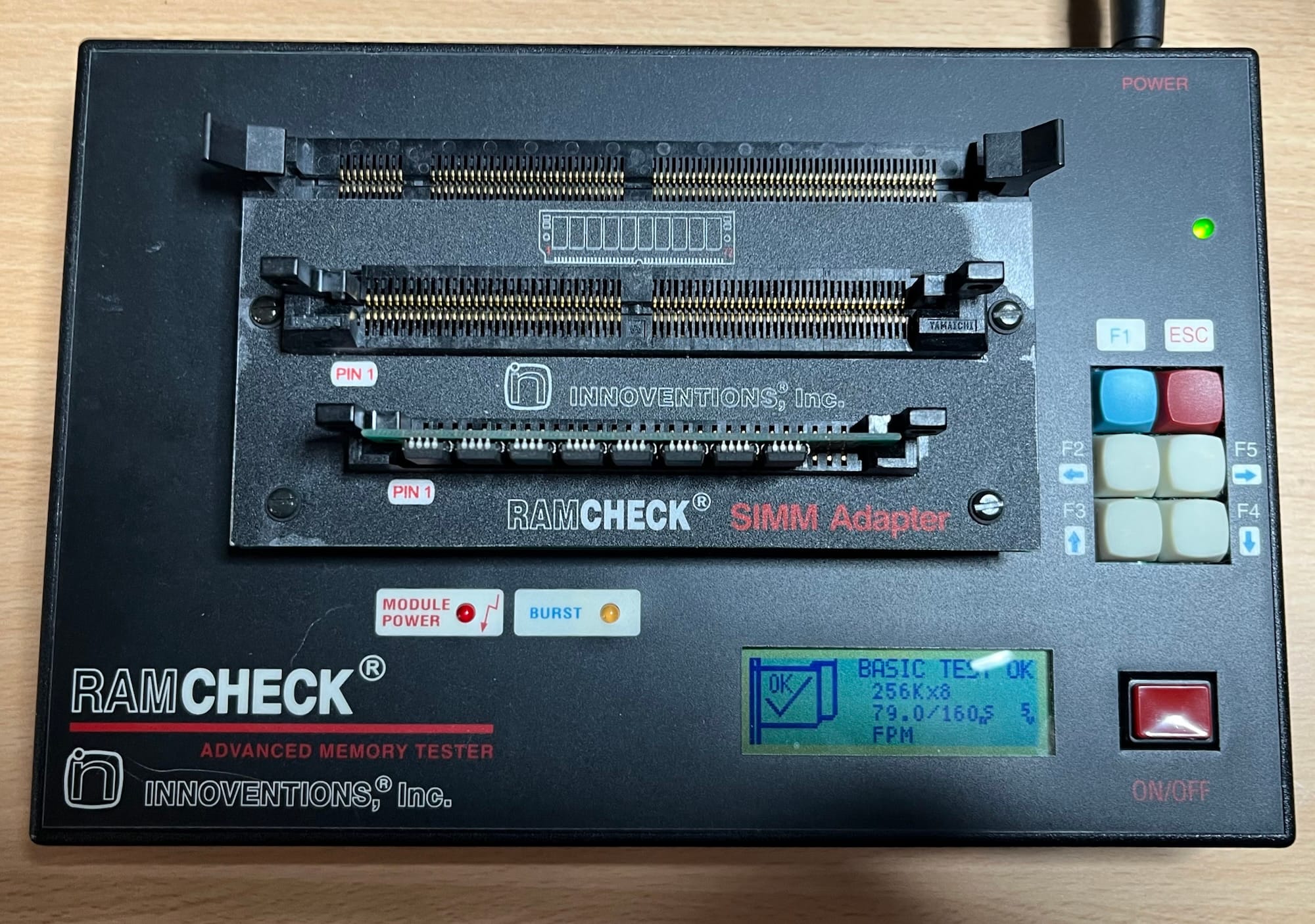 Testeur De RAM Innovations Inc. Ram Check LX – Avec Adaptateur Secteur – Fonctionnel